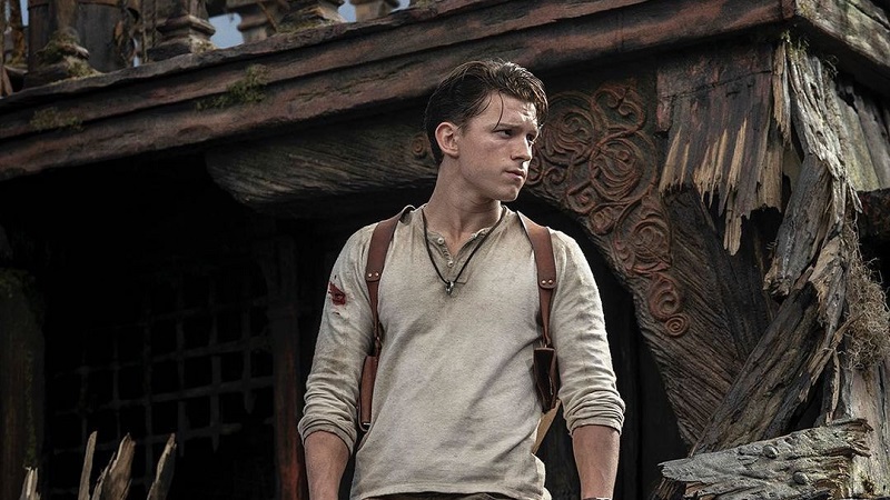Том Холланд в образе Нэйтана Дрейка из экранизации Uncharted